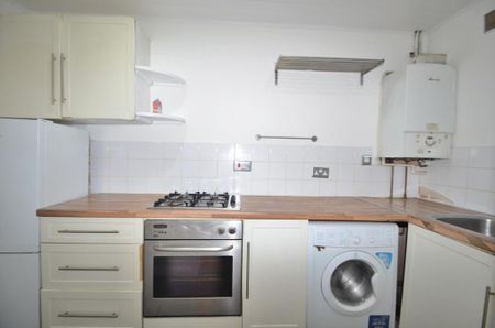 1 bedroom flat to rent - Photo 4