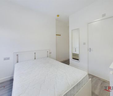 House share to rent - Photo 1