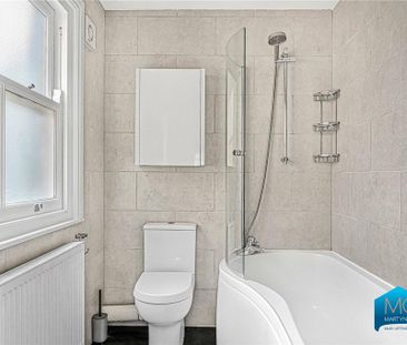 3 bedroom end of terrace house to rent - Photo 2