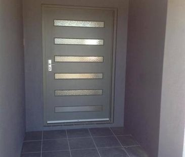3 BEDROOM HOME FOR RENT IN OORALEA - Photo 2