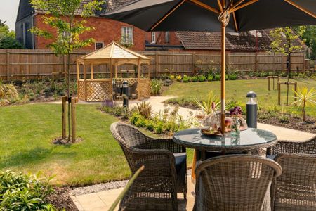 2 bedroom retirement property to rent - Photo 3