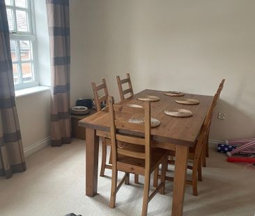 5 bed town house to rent in Albany Gardens, Hythe - Photo 6