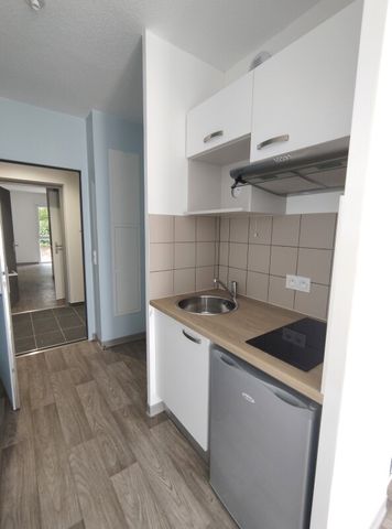 Location Appartement 1 pièce 22m² FRANQUEVILLE ST PIERRE 76520 - Photo 4