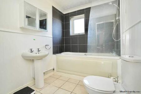 1 bedroom property to rent in St Neots - Photo 5