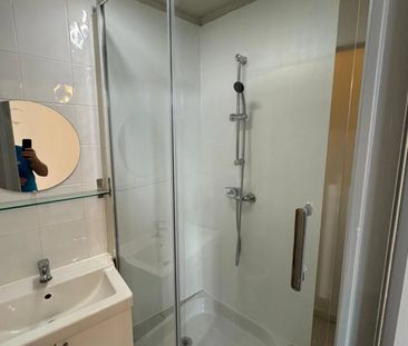 Location Appartement 2 pièces 22m² MARSEILLE 5ème - Photo 6