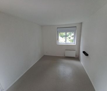 Très bel appartement T3 dans cadre verdoyant à Clamecy - Photo 4