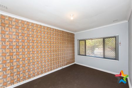 64 Redcliffe Avenue, Balga WA 6061 - Photo 5