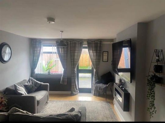 136 Erinvale Drive, Finaghy, Belfast, BT10 0GF - Photo 1