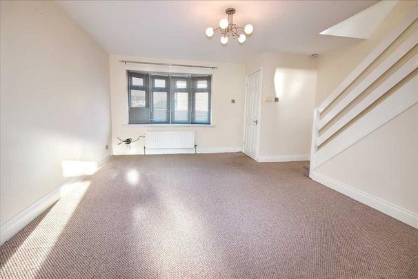 3 bedroom terraced house to rent - Photo 1