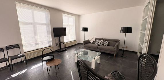Appartement te huur in Antwerpen voor € 725 met 1 slaapkamer - Foto 2
