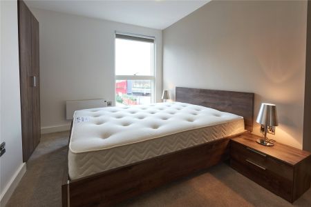 New Bridge Street Salford M3 - Photo 5