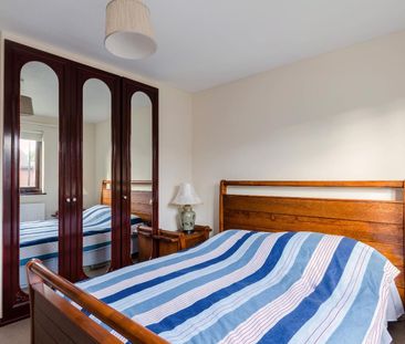 4 bedroom detached house to rent - Photo 4