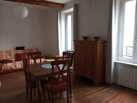 LAGRASSE, Superbe T2 MEUBLE en parfait état disponible. - Photo 2