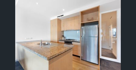 "Clarendon Towers" - FULLY FURNISHED - Photo 5