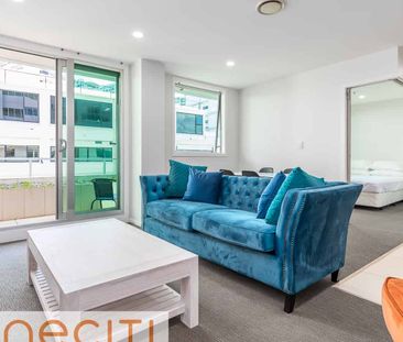 608/85 Beach Road - Photo 4