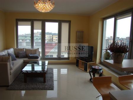 Apartament 2 pok. 60m2 nowy budynek, winda 3000 zł - Photo 2