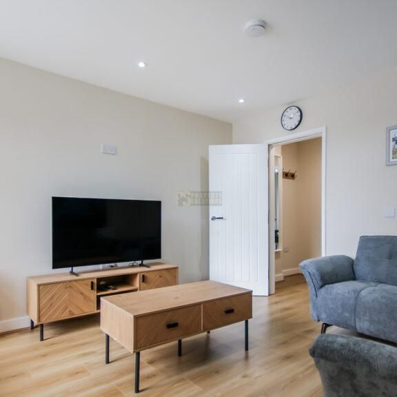 3 bedroom terraced house to rent - Photo 1