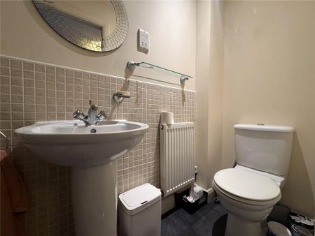 2 bedroom apartment to rent - Photo 5