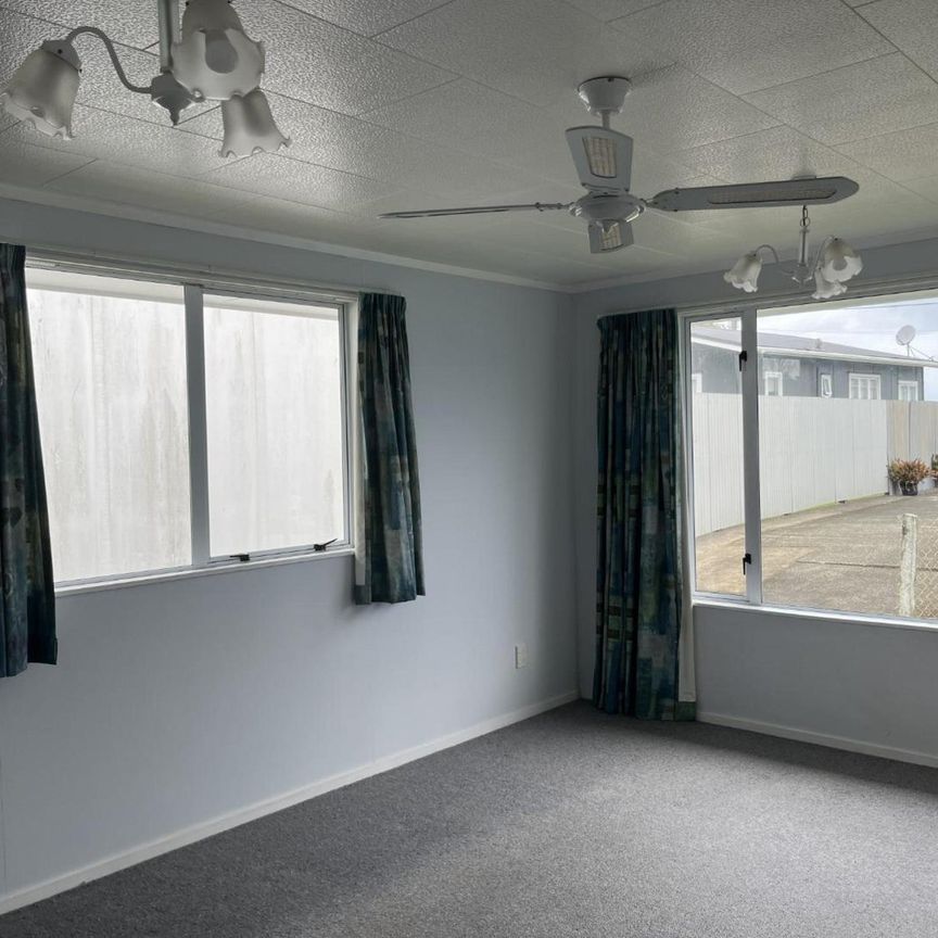 Low-maintenance coastal living - Photo 1