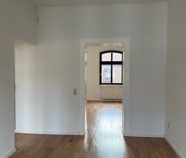 Altbau mit Wohnküche und hohen Decken - Photo 6