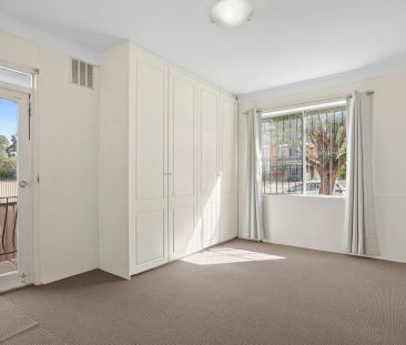 Stylish Apartment in Ideal Location - Photo 5