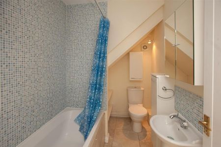 2 bedroom semi-detached house to rent - Photo 3