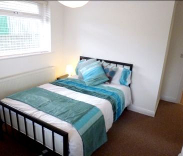 Tolstoi Road, Poole, Dorset, BH14 0QJ - Photo 5