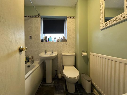 2 bedroom semi-detached house to rent - Photo 1