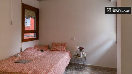 valencia, Valencian Community 46011 - Photo 4