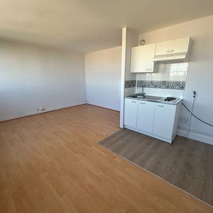 STUDIO CENTRE VILLE - PLACE DE LA BOULE - Photo 2