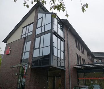 3,5 Zimmer-Wohnung mit Wintergarten im II. OG - Foto 1