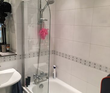 1 Bed Flat, George Hudson Tower, E15 - Photo 4