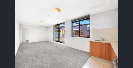 Exceptional Entertaining Space | Prime Location - Photo 2