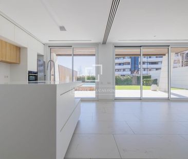 Exclusive ground-floor apartment with 3 bedrooms, a spacious garden... - Photo 6