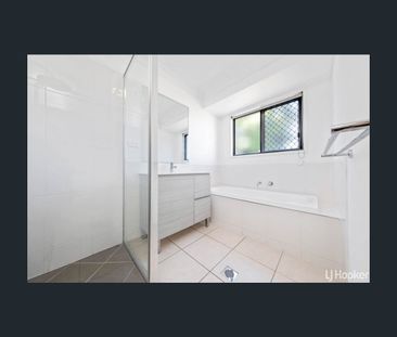 139 Murray Lane, The Range, Qld 4700 - Photo 3