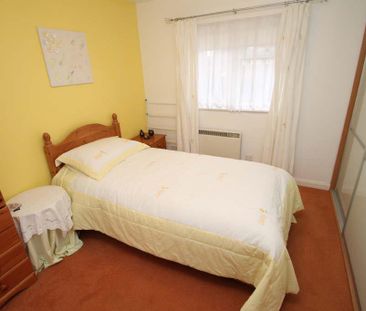 2 bedroom semi-detached house to rent - Photo 6