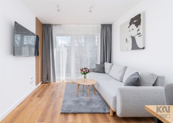 Łódź, Śródmieście, 6 Sierpnia - Zdjęcie 1