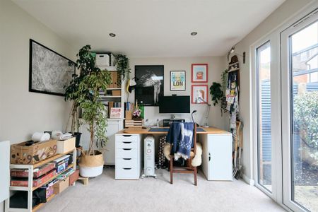 3 bedroom terraced house to rent - Photo 2