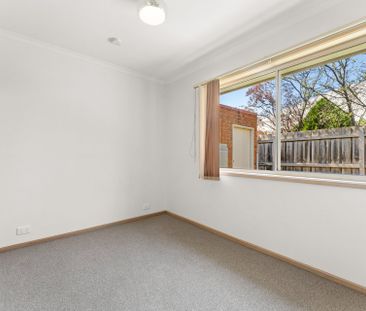 Renovated Spacious Unit - Photo 2