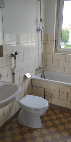 SCHÖNE HELLE 3-ZIMMERWOHNUNG MIT BALKON - Foto 5