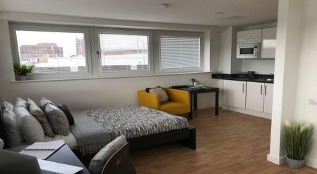 Studio to rent - Photo 5