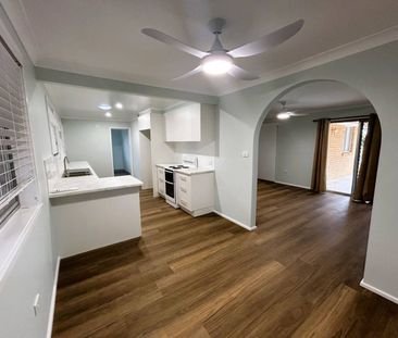 Stunning Fully Renovated 3-Bedroom Home - Photo 3