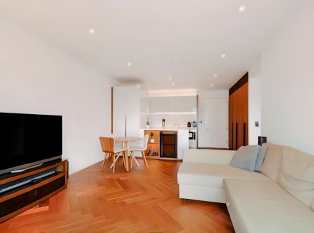 2 Beds 2 Baths - Photo 2