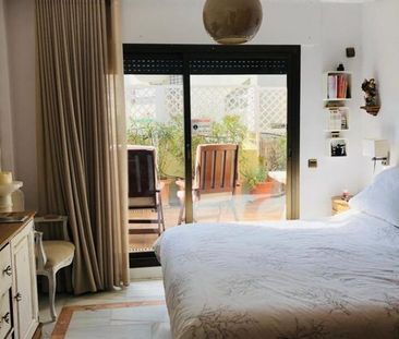 4 bedroom luxury penthouse for rent in Marbella, Andalusia - Photo 2