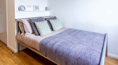 Gold Studio - Photo 5