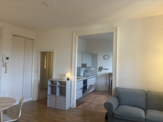 Location Appartement 2 pièces 62m² BORDEAUX 33000 - Photo 1