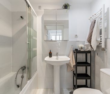 Single room in Redondilla Street - Photo 1