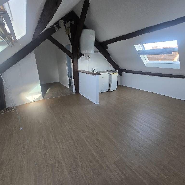 Location Appartement 1 pièce 18m² MEAUX 77100 - Photo 1