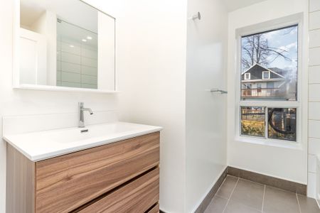 For Lease - 97 Lee Avenue Unit# Suite 6, Toronto, Ontario - Photo 3