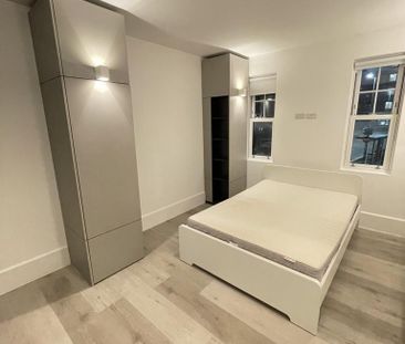 Studio to rent - Photo 2